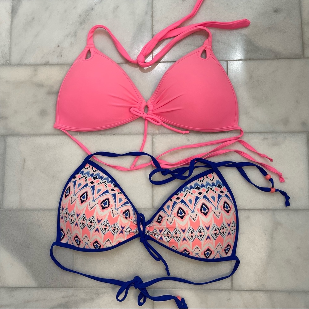 2 Woman’s Push Up Bikini Tops. Size C cup. XL.